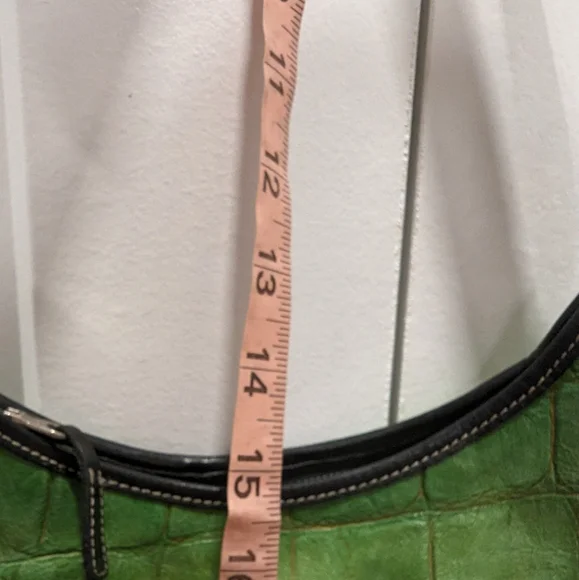 Vintage DOONEY and BOURKE green reptile print leather bag